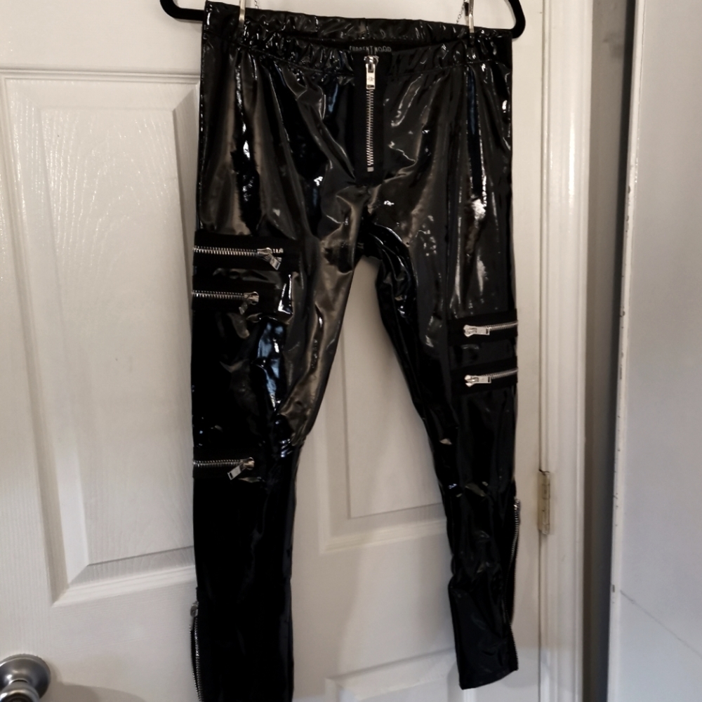 Current Mood Zippered Vinyl Leggings